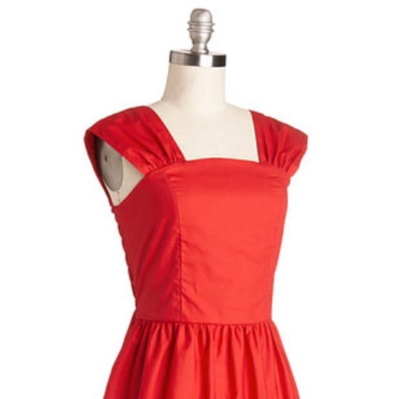 Modcloth Strawberry Sweetie Dress - Picture 2 of 6